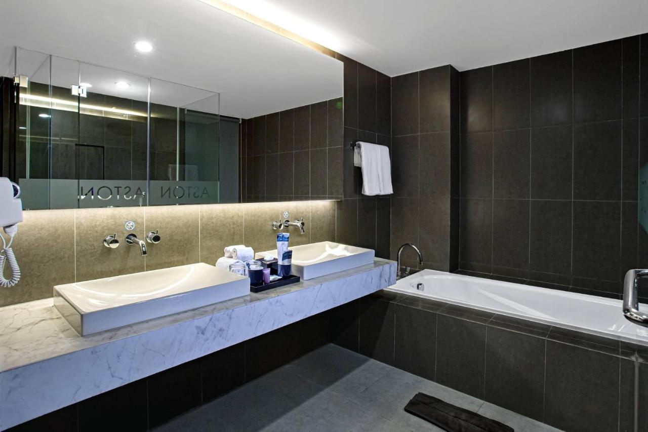 Aston Sidoarjo City Hotel & Conference Center المظهر الخارجي الصورة